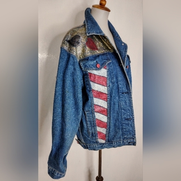 UPCYCLED KING OF HEARTS DENIM JACKET - Picture 6 of 10